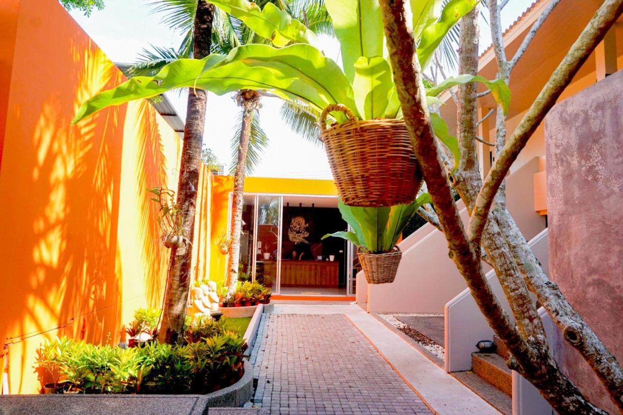 Signature Phuket Resort Chalong Buitenkant foto